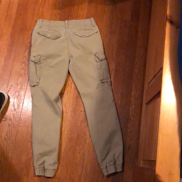 Old Navy men’s khaki cargo pants size 30 - Picture 4 of 4